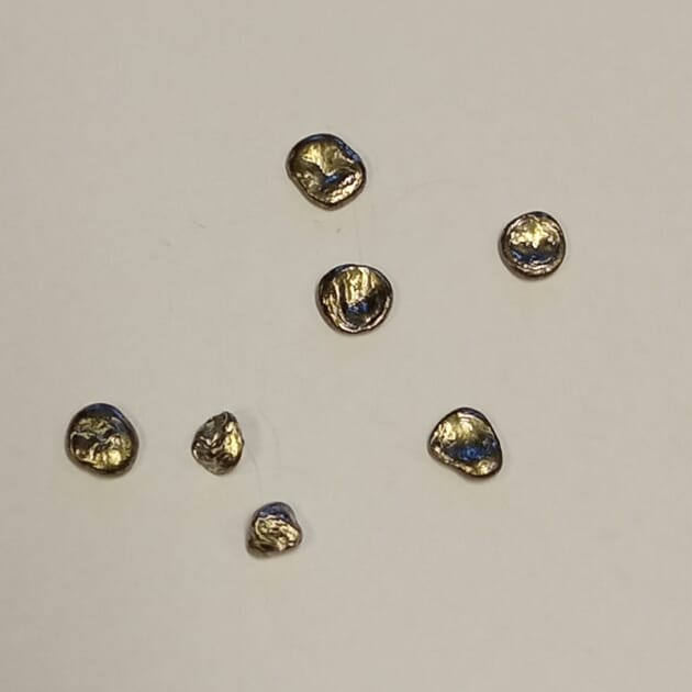 RM10 roses metall.jpg