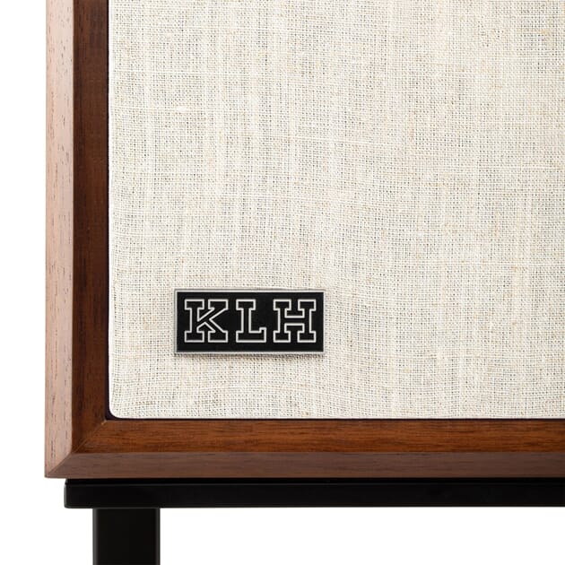 13366835_Rel KLH_Model-7_Walnut_09_jpg.jpg